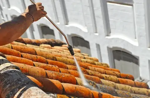 Nettoyage de toitures - Staffelfelden